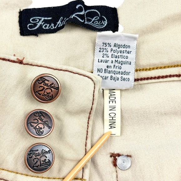 Fashion 20 Love Women’s Jeans Sz 20 Stretch Wide Leg Relaxed Fit Beige Denim NWT - Picture 14 of 15